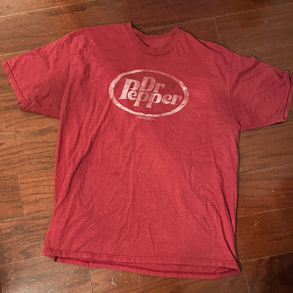Savvy Red Graphic Tee